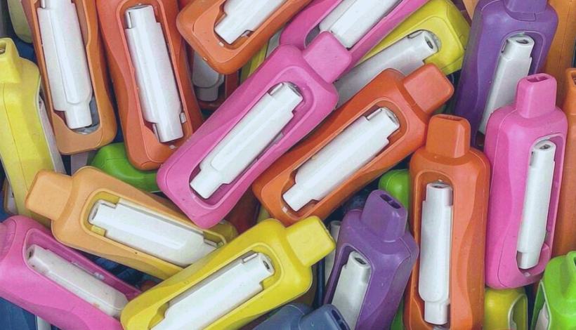 Low Cost Entry Vape for Small Retailers packaging detail